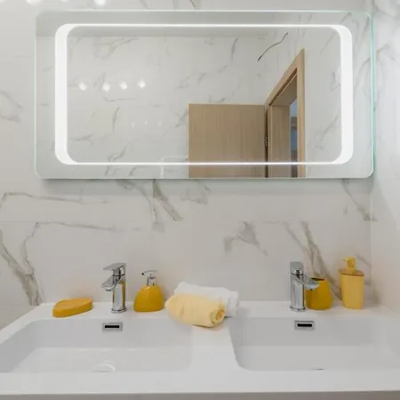 Luna Privlaka (Zadar)